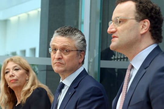 Lisa Federle, Lothar H.