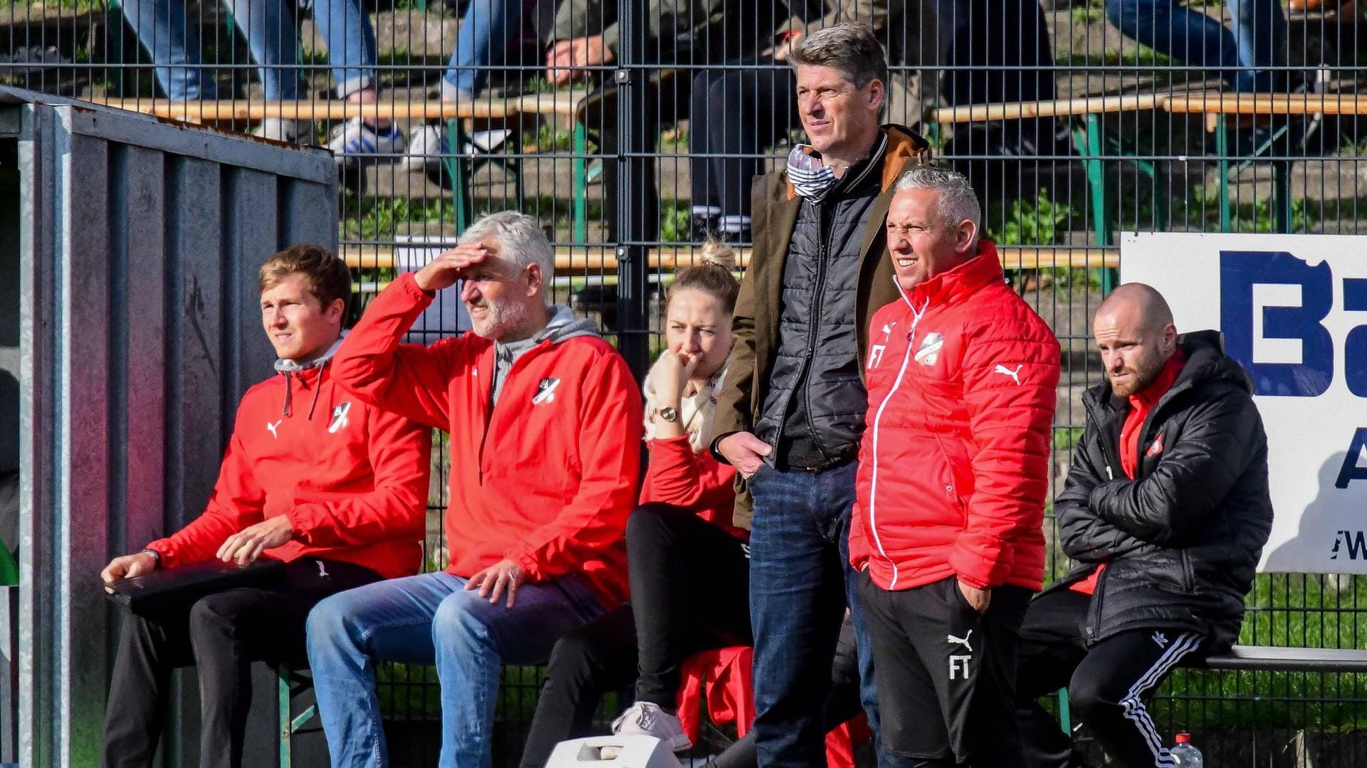 Andreas Bergmann (2.v.l.) und Ex-Bundesliga-Keeper Richard Golz (3.v.r.) wollten ein neues Kapitel bei Altona 93 schreiben.