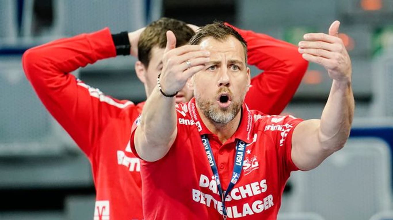 Flensburgs Trainer Maik Machulla muss nicht mit seinem Team nach Szeged reisen.