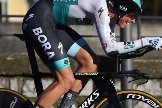 Radprofi Nils Politt vom Team Bora Hansgrohe in Aktion.