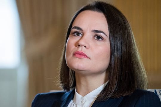 Swetlana Tichanowskaja, Oppositionspolitikerin in Belarus, bei einem Gespräch in Stockholm.