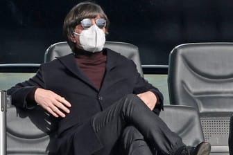 Joachim Löw: Der Bundestrainer lässt die Tür für Thomas Müller, Mats Hummels und Jérôme Boateng offen.