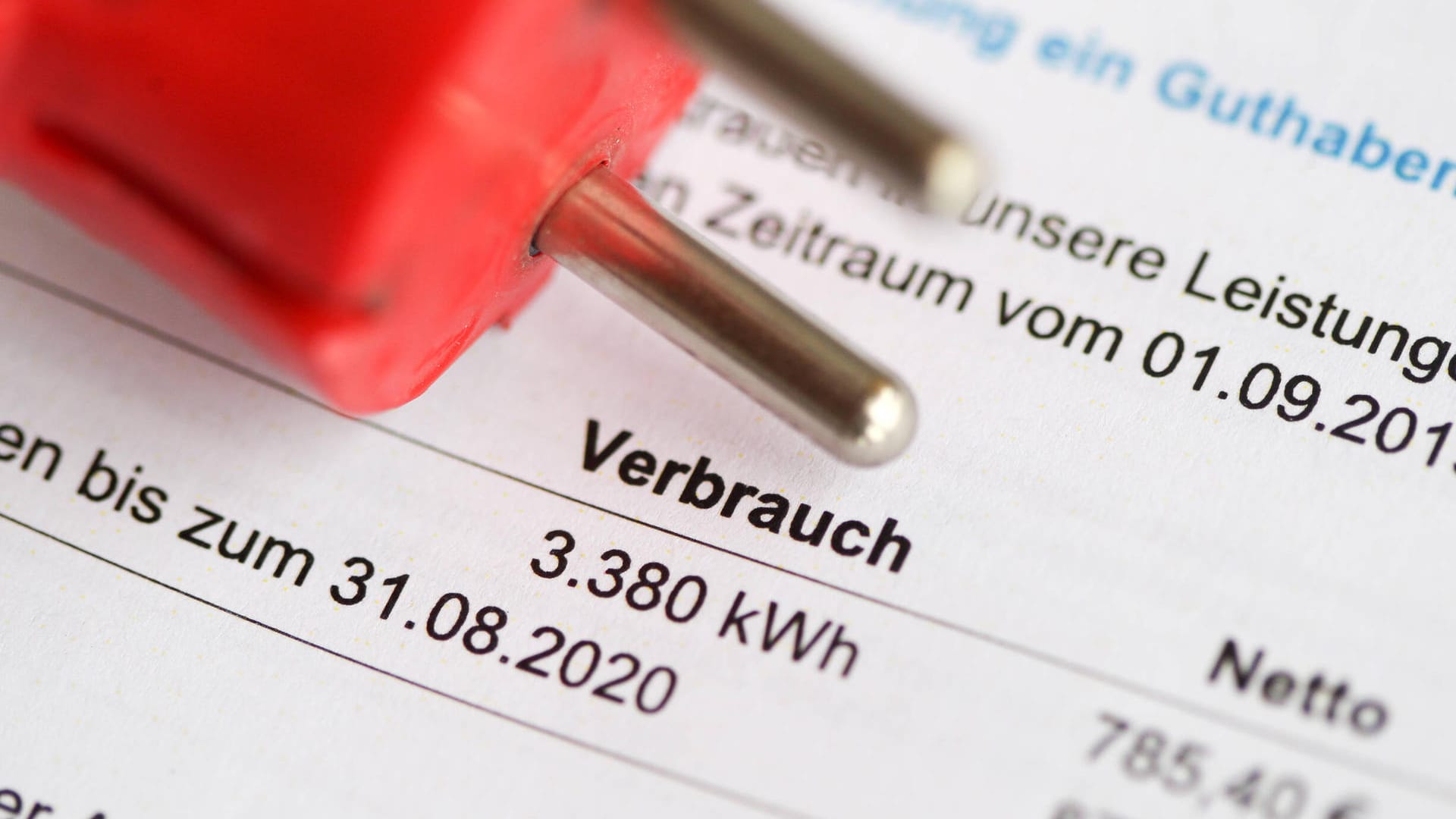 Abrechnung: Die Deutschen zahlten 2020 so viel für Strom wie noch nie.