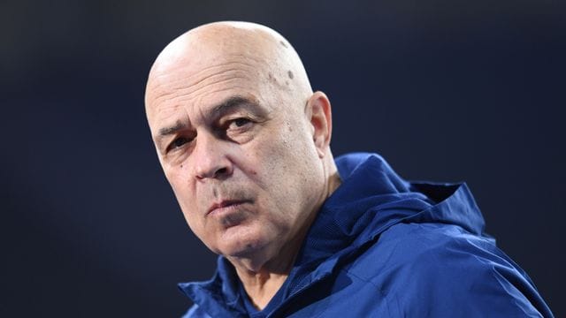Der Schweizer Gross hat die Freistellung beim FC Schalke 04 als größte Enttäuschung seiner Karriere bezeichnet. Der Schweizer Gross hat die Freistellung beim FC Schalke 04 als größte Enttäuschung seiner Karriere bezeichnet.