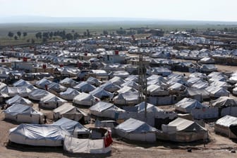 Lager in Al-Hol (Archivbild): Dort ist es zu einem Feuer gekommen, bei dem drei Kinder starben.