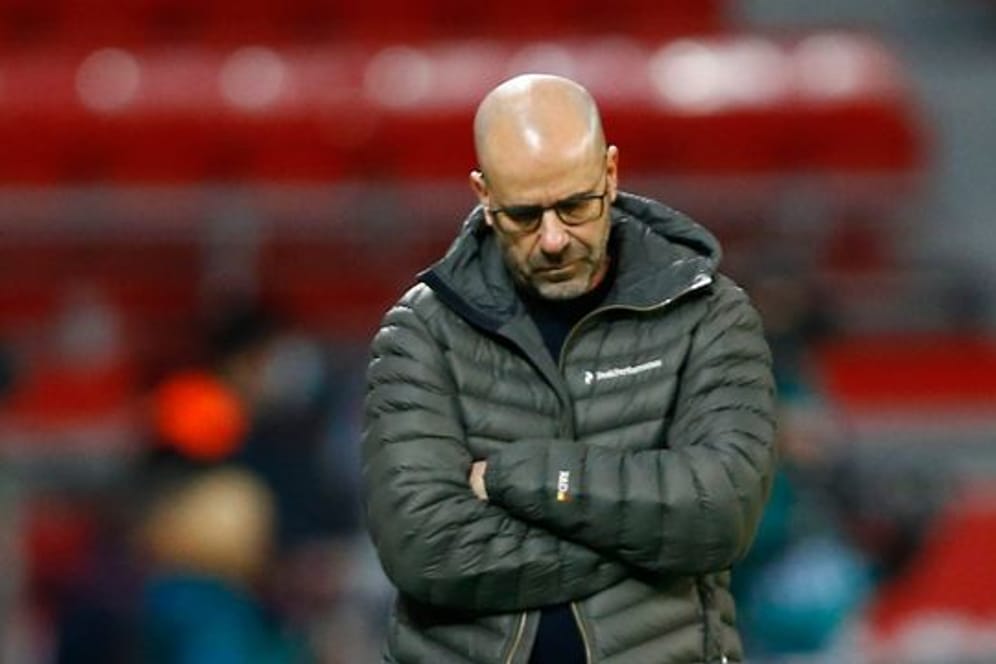 Gerät in Leverkusen immer mehr unter Druck: Bayer-Coach Peter Bosz.