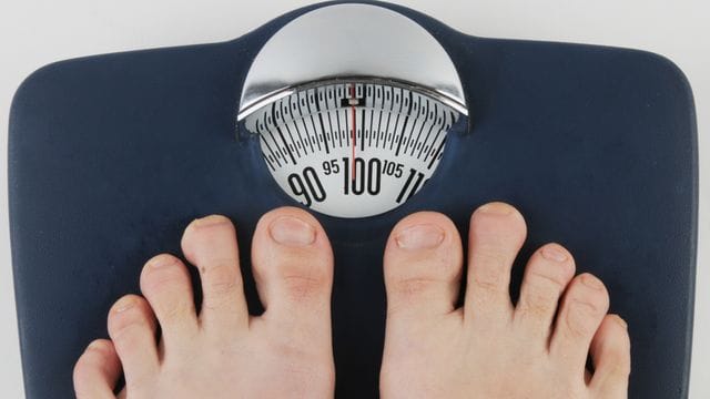 Schnell etwa Süßes statt ein warmes Mittagessen - im Lockdown schaffen es nicht alle, sich gesund zu ernähren. Schnell etwa Süßes statt ein warmes Mittagessen - im Lockdown schaffen es nicht alle, sich gesund zu ernähren.