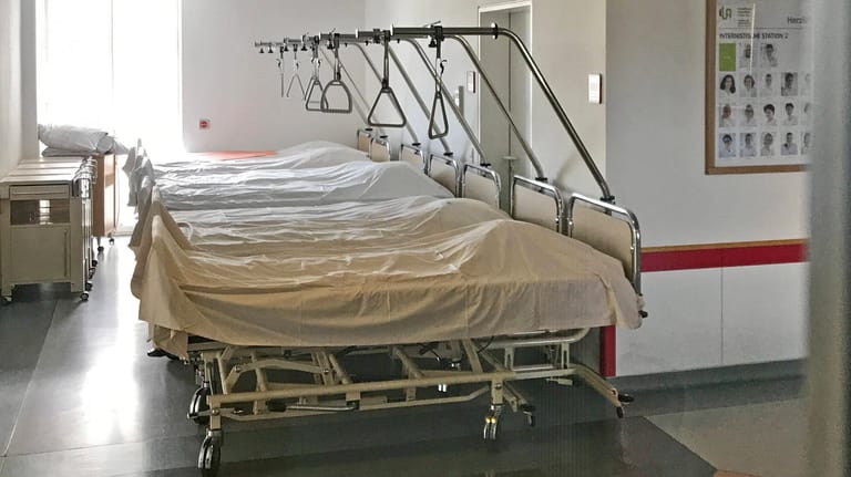 Leeren Betten in einem Krankenhaus in Bayern: "Versagen der Gesundheitspolitik der letzten 20 Jahre". (Symbolfoto)