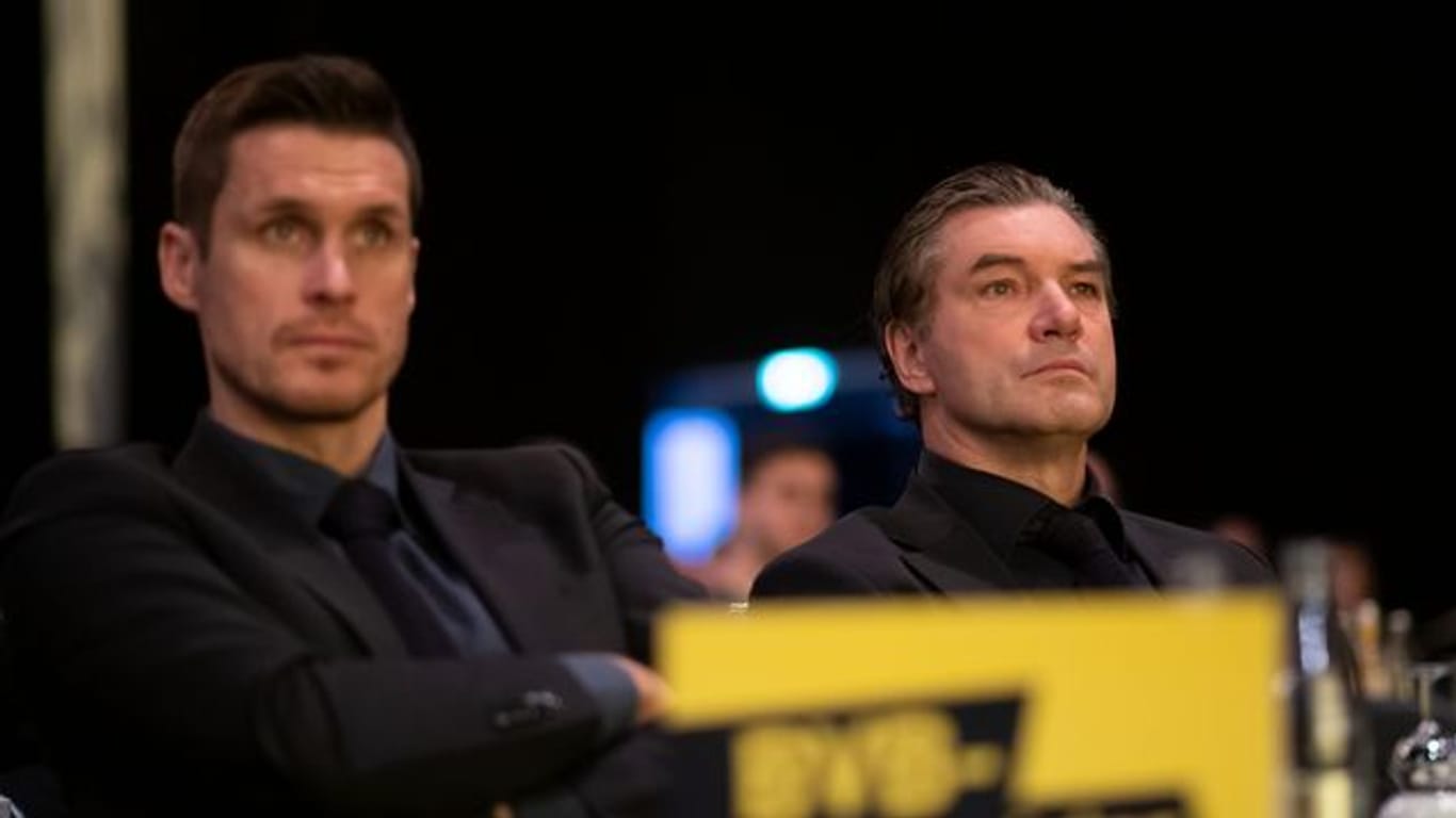 Sebastian Kehl (l) wird im Sommer 2022 Michael Zorc (r) als BVB-Sportdirektor ablösen.