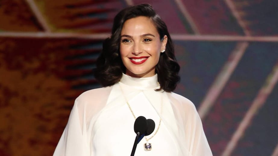 Gal Gadot bei den 78. Golden Globe Awards am Sonntagabend.