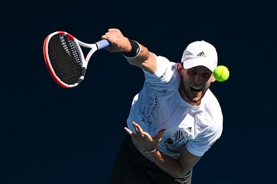 Steht im Achtelfinale des Turniers von Buenos Aires: Dominik Koepfer in Aktion.