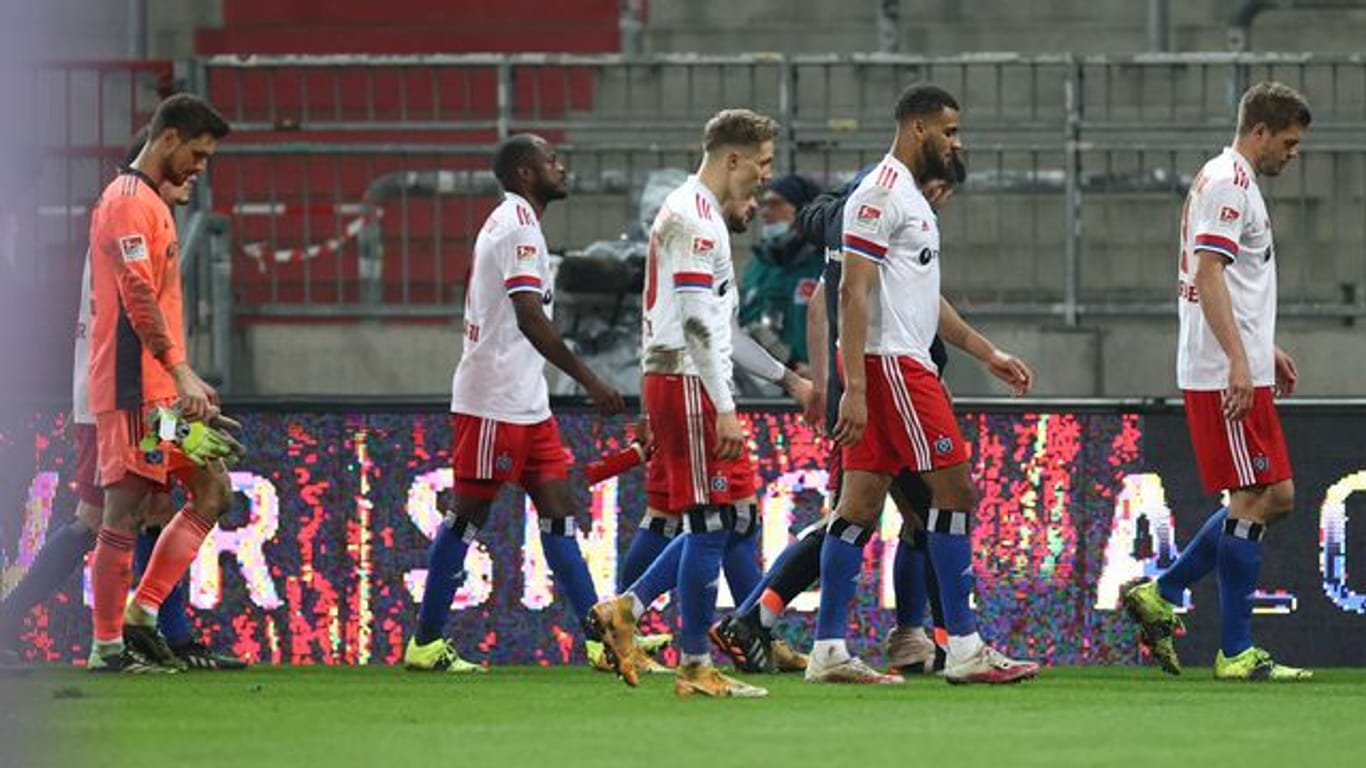 Die Spieler des Hamburger SV waren nach der Niederlage gegen den FC St.