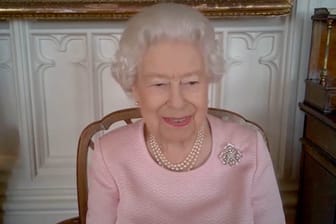 Königin Elizabeth II.: Vom Schloss Windsor aus meldete sie sich bei einem Video-Telefonat beim Gouverneur von Südaustralien.