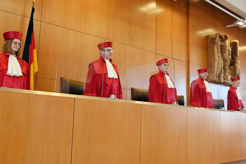 Bundesverfassungsgericht in Karlsruhe: Es sei nicht ausreichend dargelegt worden, dass Rechte des Deutschen Bundestags verletzt sein könnten
