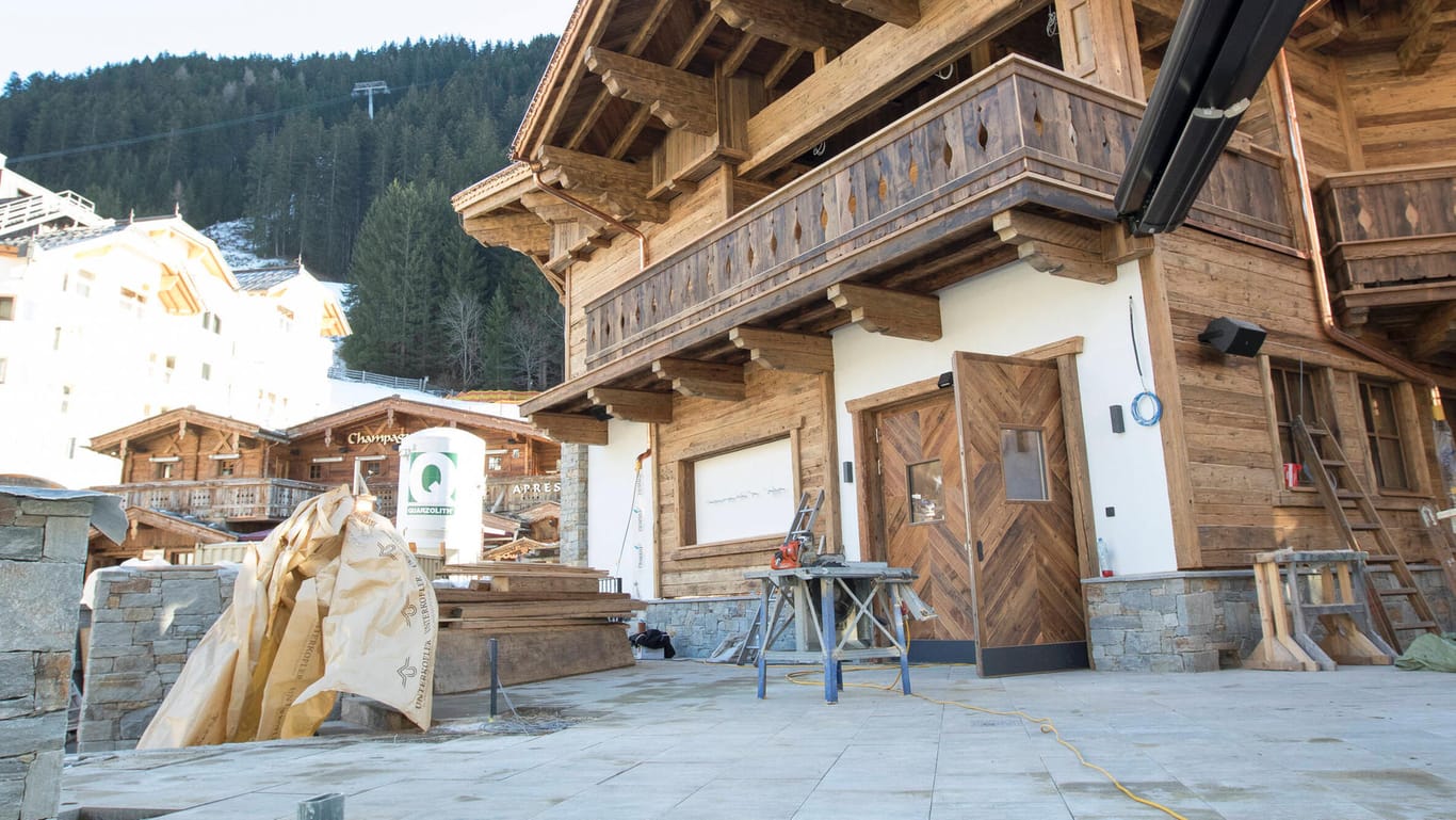 Keine Urlauber in Ischgl: "Wir hatten bis heute keinen einzigen Skitag", sagt Tourismuschef Andreas Steibl.