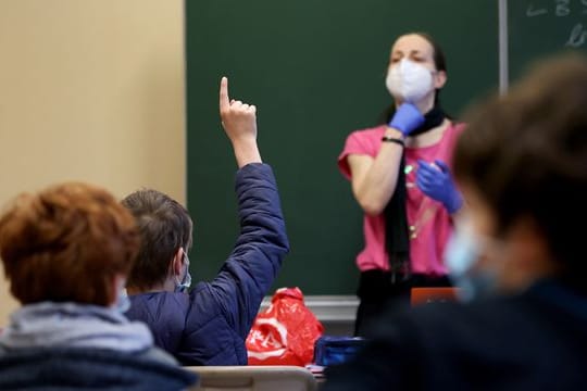 Der Unterricht soll in Kürze - wenn möglich - weiter ausgedehnt werden.