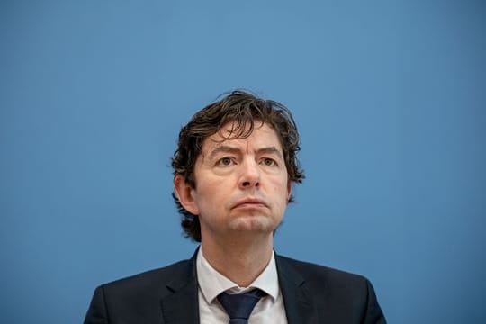 Virologe Christian Drosten warnt vor den Bund-Länder-Beratungen vor der ansteckenderen Corona-Variante.