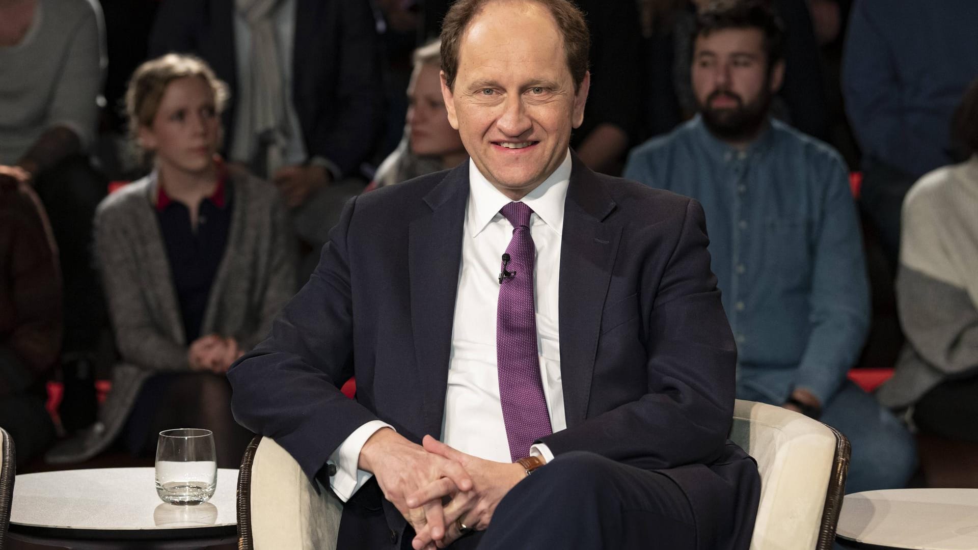 Alexander Graf Lambsdorff (Archivbild): Der FDP-Politiker kritisierte das Krisenmanagement der Regierung bei "Markus Lanz". Alexander Graf Lambsdorff (Archivbild): Der FDP-Politiker kritisierte das Krisenmanagement der Regierung bei "Markus Lanz".