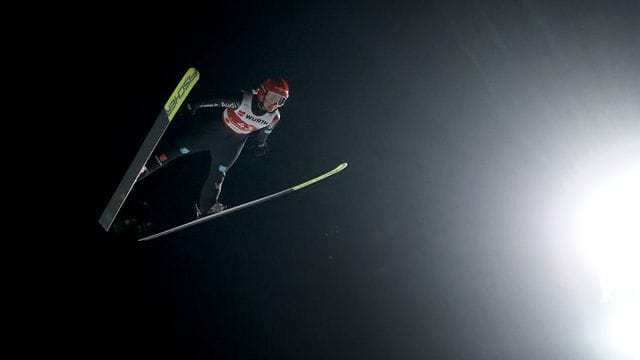 Hat bei der Premiere von der Großschanze nur Außenseiterchancen: Katharina Althaus wurde bei der Qualifikation Vierte. Hat bei der Premiere von der Großschanze nur Außenseiterchancen: Katharina Althaus wurde bei der Qualifikation Vierte.