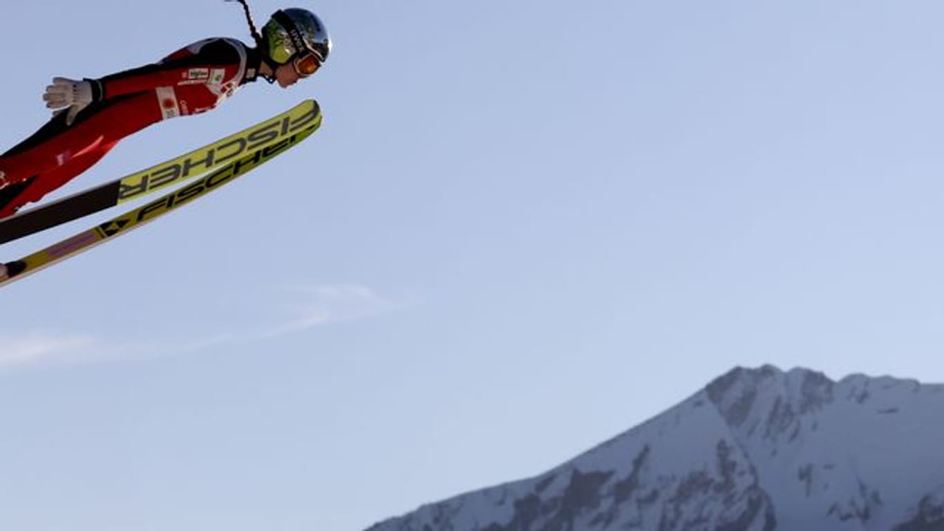 Bei der nordischen Ski-WM feiern die Frauen Premiere von der Großschanze.