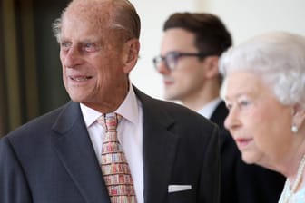 Prinz Philip und Queen Elizabeth II.: Sie wird ihn wohl nicht im Krankenhaus besuchen.