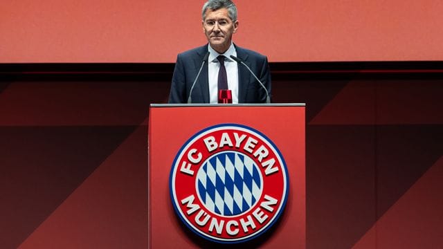 Musste die Jahreshauptversammlung mit dem FC Bayern erneut verschieben: Club-Präsident Herbert Hainer. Musste die Jahreshauptversammlung mit dem FC Bayern erneut verschieben: Club-Präsident Herbert Hainer.