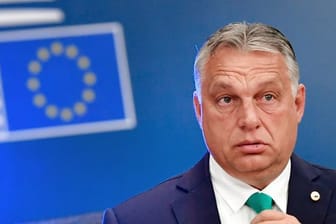 Ungarns Ministerpräsident Viktor Orban (Archivbild): Wegen eines neuen Zensurgesetzes droht dem Land Ärger mit der EU.