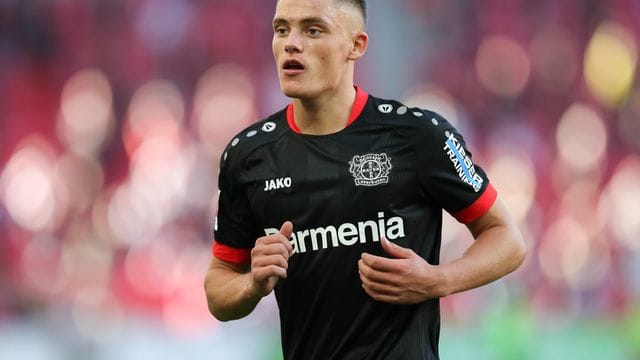 Wurde positiv auf das Coronavirus getestet: Leverkusen-Jungstar Florian Wirtz. Wurde positiv auf das Coronavirus getestet: Leverkusen-Jungstar Florian Wirtz.