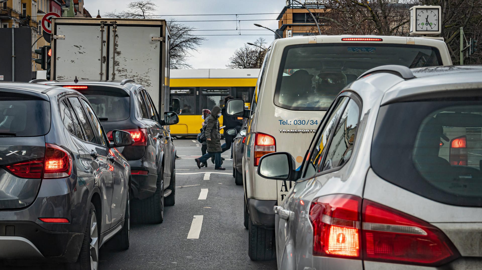 Mobilität in der Corona-Krise: Unter anderem konnte der Privat-Pkw zulegen. Mobilität in der Corona-Krise: Unter anderem konnte der Privat-Pkw zulegen.
