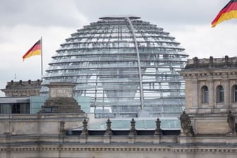 Das Lobbyregister soll digital beim Bundestag geführt werden und öffentlich einsehbar sein.