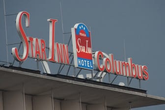 Star-Inn-Hotel am Bremer Hauptbahnhof: Die Hotels der Kette machen zu.