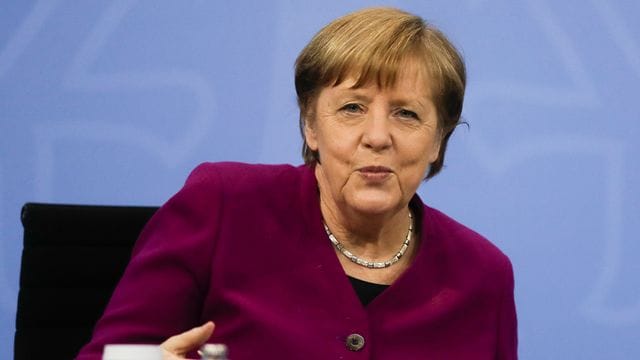 Kanzlerin Angela Merkel verkündet eine schrittweise Öffnung für den Sport in Deutschland. Kanzlerin Angela Merkel verkündet eine schrittweise Öffnung für den Sport in Deutschland.