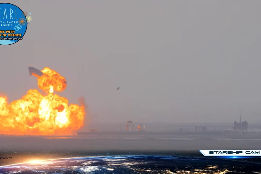 Die SpaceX-Rakete geht in Flammen auf: Beim dritten Testflug eines Prototyps gelang allerdings die Landung.