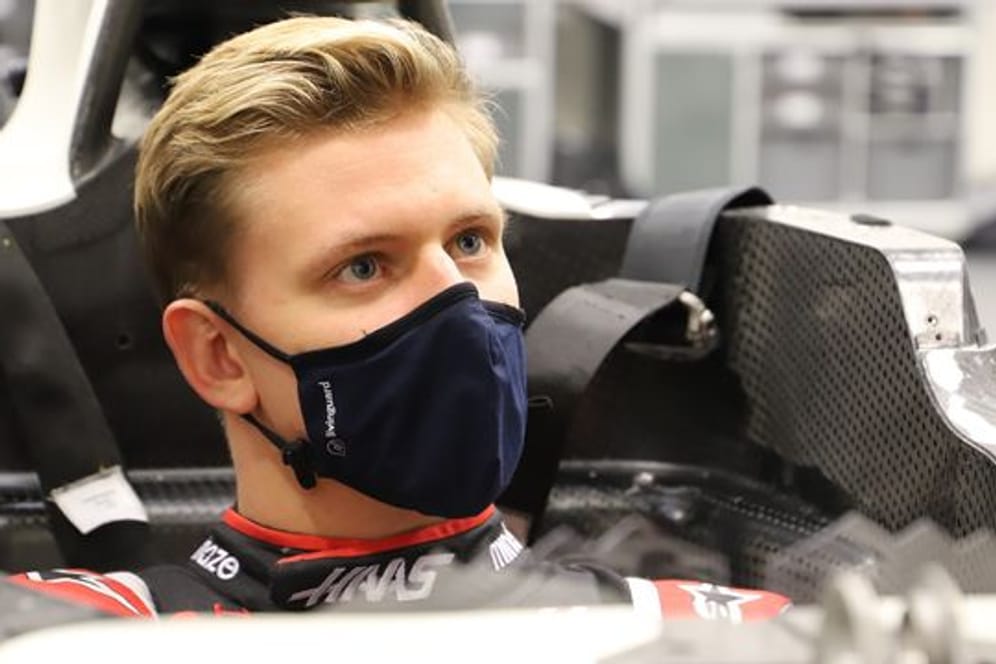 Neues Dienstauto: Haas-Pilot Mick Schumacher geht voller Tatendrang in sein Debütjahr in der Formel 1.