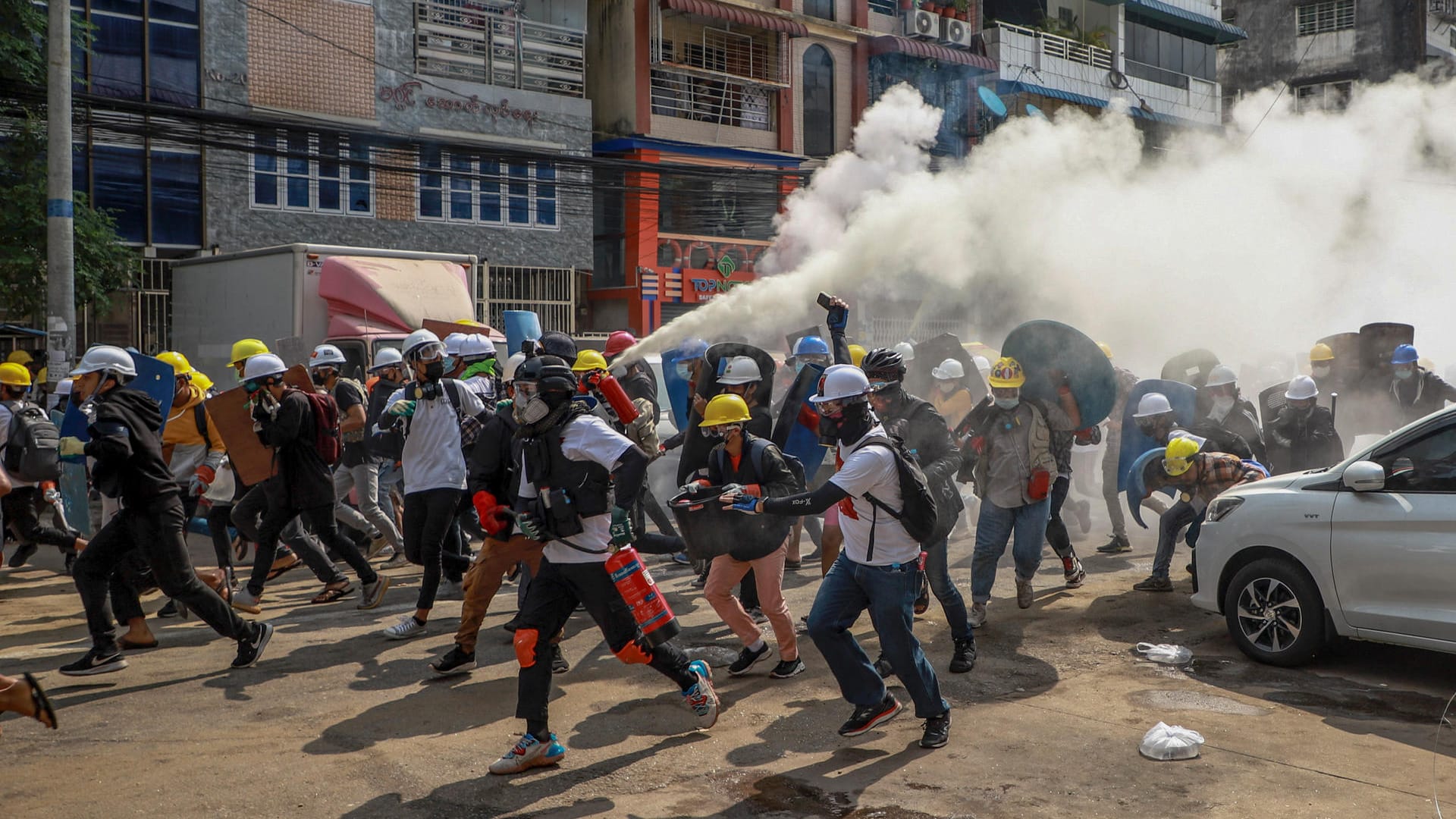Proteste in Myanmar: Immer wieder sterben Menschen bei den Demos.