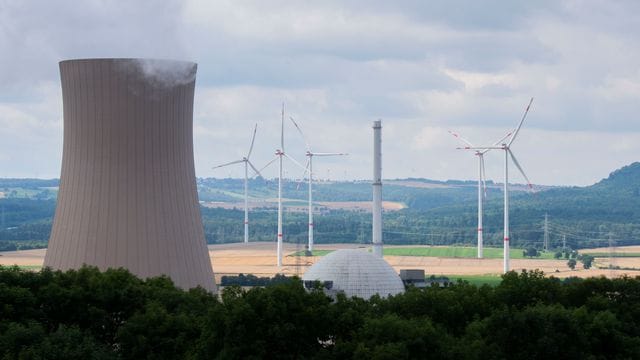 Die Nuklearkatastrophe von Fukushima am 11. Die Nuklearkatastrophe von Fukushima am 11.