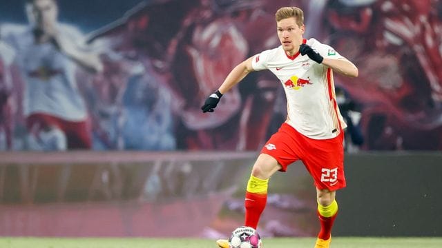 Leipzigs Marcel Halstenberg hat eine Kniereizung und kann derzeit nur individuell trainieren. Leipzigs Marcel Halstenberg hat eine Kniereizung und kann derzeit nur individuell trainieren.
