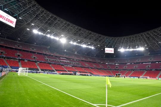 Ein Blick in die Puskas Arena mit leerer Tribüne in Budapest.