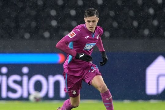 Die TSG Hoffenheim hat den Vertrag mit Baumgartner vorzeitig um zwei Jahre bis zum 30.