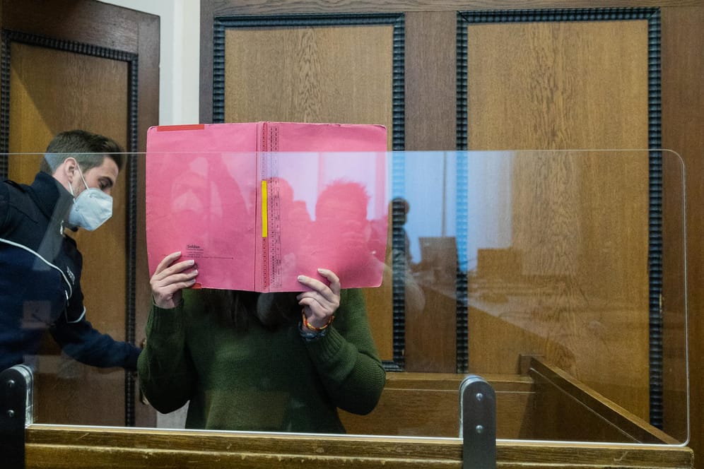 Erzieherin von Greta im Gerichtssaal: Sie wurde schuldig gesprochen.
