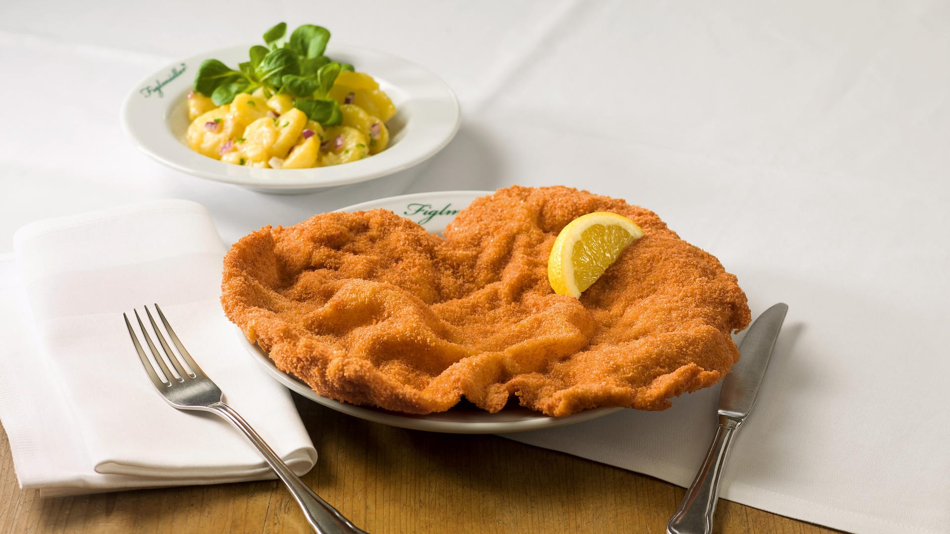 Schnitzel: Am besten verwenden Sie Fleisch von der Schweinskarreerose.