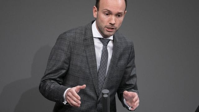 "Hätte auch in meiner unternehmerischen Tätigkeit sensibler handeln müssen": Nikolas Löbel. "Hätte auch in meiner unternehmerischen Tätigkeit sensibler handeln müssen": Nikolas Löbel.