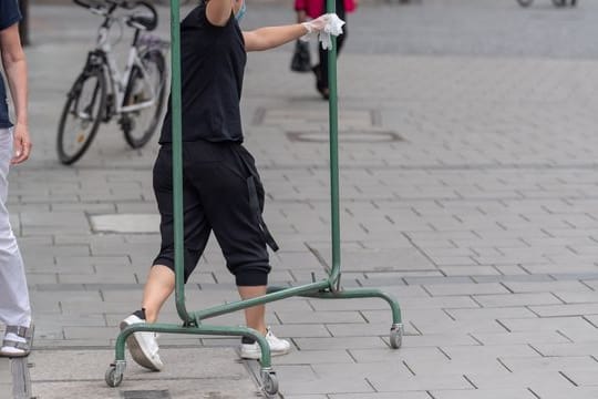 Die Corona-Pandemie führt besonders in solchen Berufen zu Problemen, die mehrheitlich von Frauen ausgeübt werden.