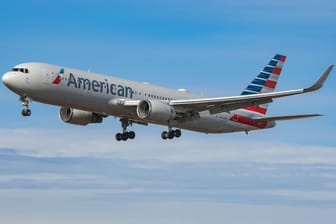 Eine American Airlines Boeing 767: Im Streit um Subventionen für Flugzeugbauer haben EU und USA nun eine Übergangslösung gefunden.