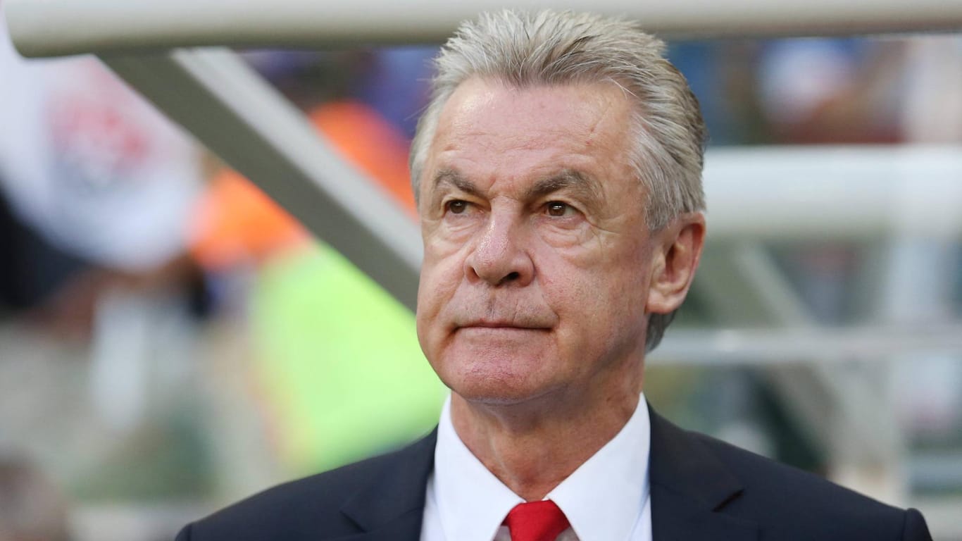 Ottmar Hitzfeld: Der frühere Bayern-Coach kritisiert Ausstiegsklauseln für Trainer.