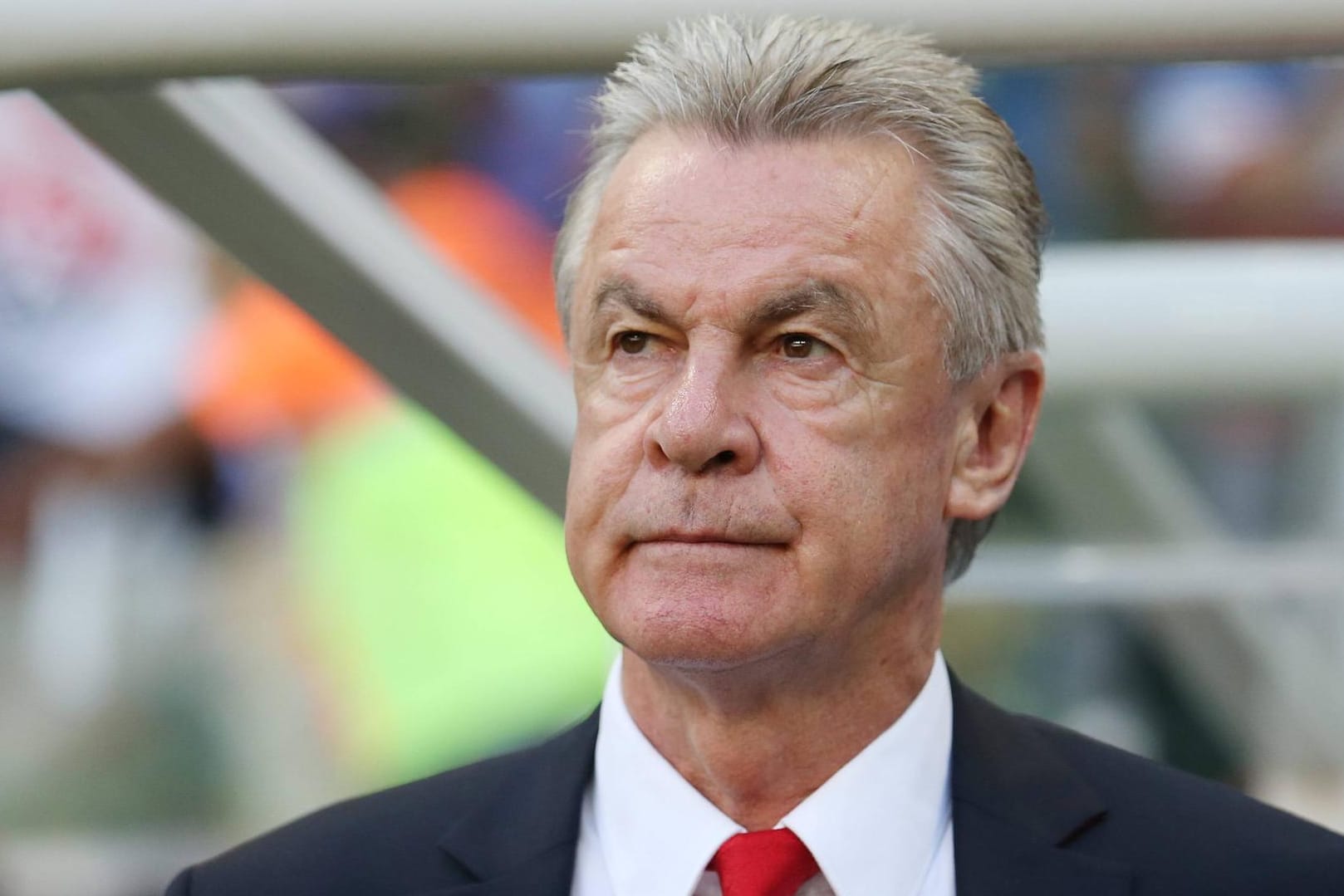 Ottmar Hitzfeld: Der frühere Bayern-Coach kritisiert Ausstiegsklauseln für Trainer.