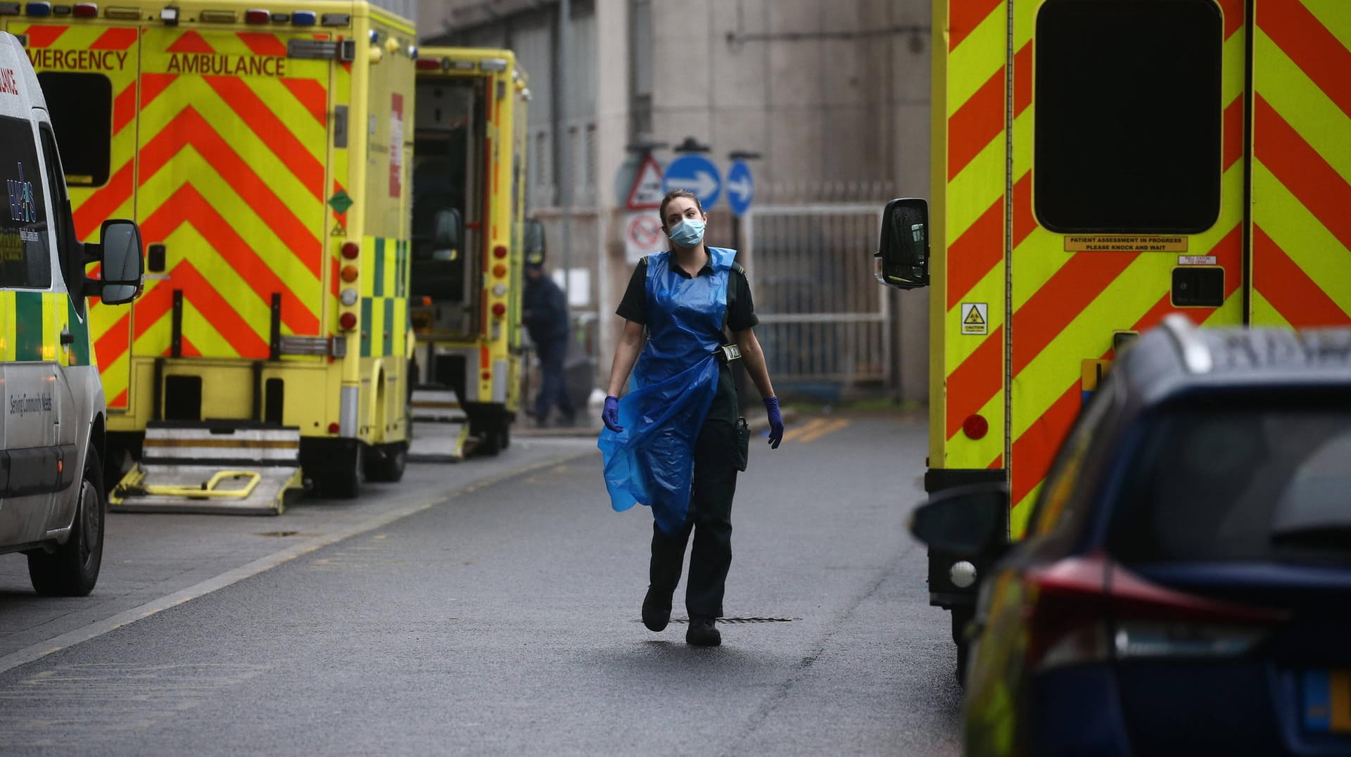 Die Ambulanz am Royal London Hospital: In Großbritannien protestiert Krankenhaus- und Pflegepersonal um Lohnerhöhungen.