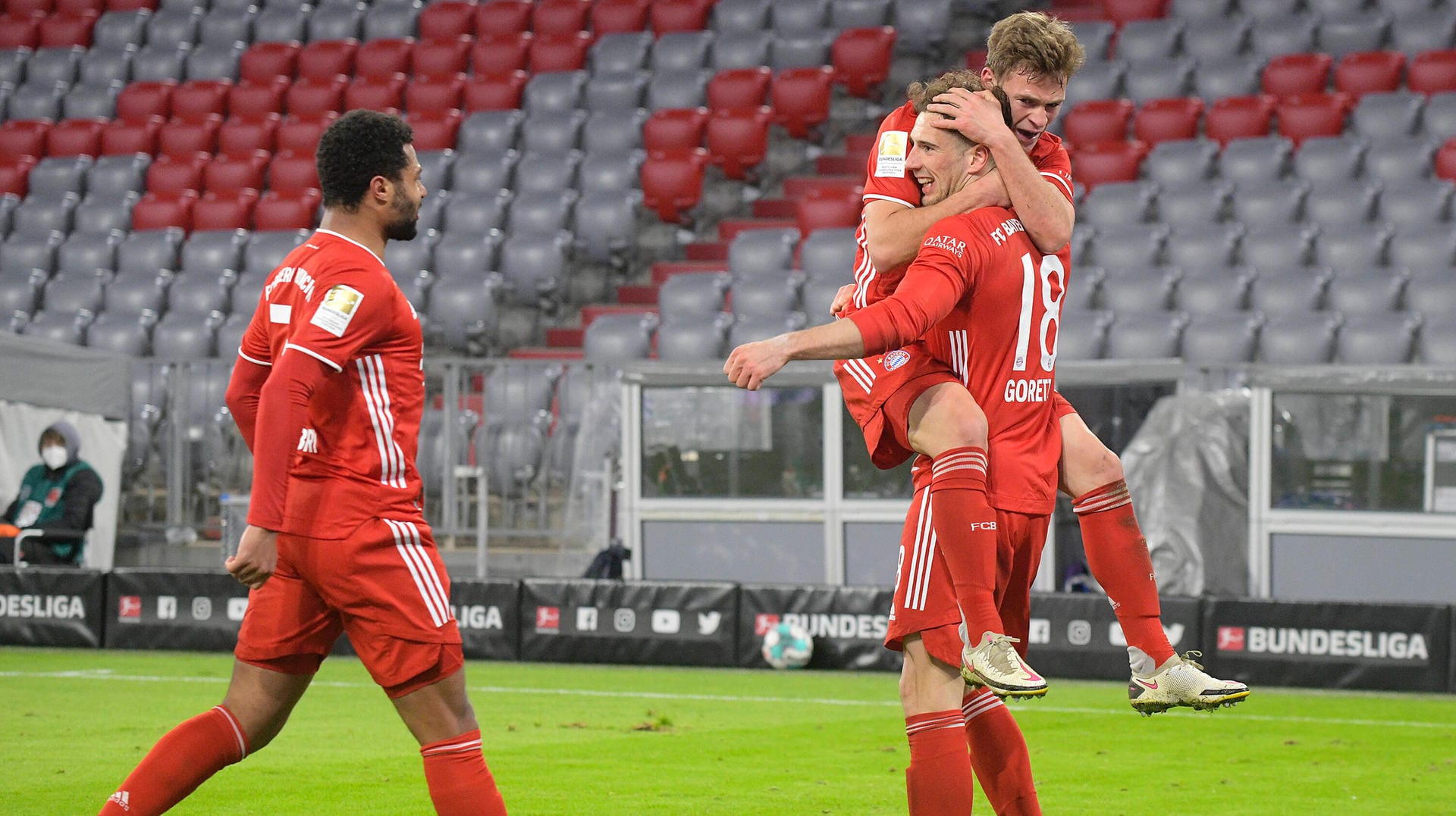Jubel bei den Münchnern: Der FCB hat sich gegen die Dortmunder durchgesetzt. Jubel bei den Münchnern: Der FCB hat sich gegen die Dortmunder durchgesetzt.