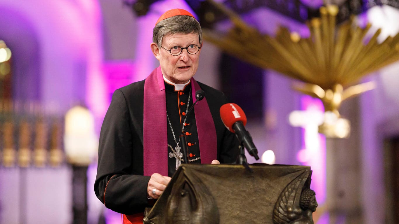 Kardinal Rainer Maria Woelki (Archivbild): Der Erzbischof von Köln hat in einer Videobotschaft mögliche Konsequenzen im Missbrauchsskandal angekündigt.
