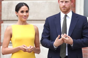 Prinz Harry von Großbritannien und seine Frau Meghan sorgen für Schlagzeilen.